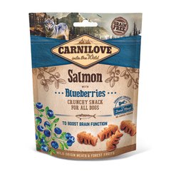 Carnilove Crunchy Salmon with Blueberries Хрумкі ласощі з лососем і чорницею для покращення роботи головного мозку собак